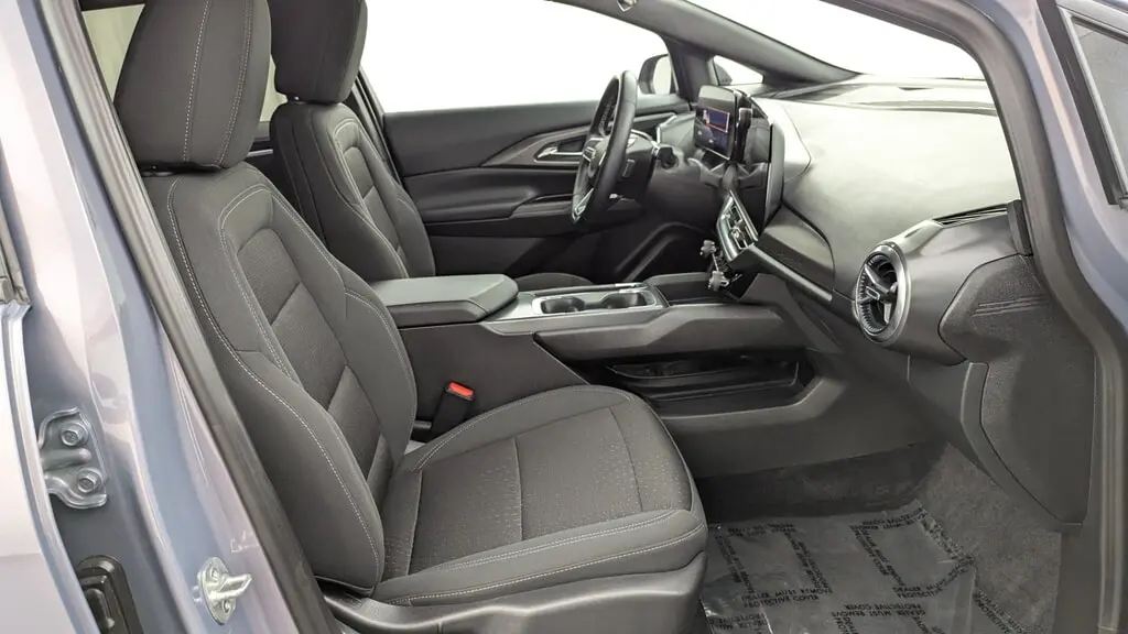 2025 CHEVROLET EQUINOX EV LT1 W/PCY photo 17