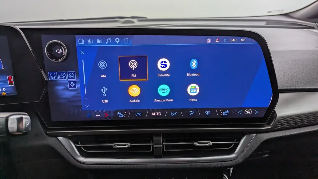 2025 CHEVROLET EQUINOX EV LT1 W/PCY photo 23
