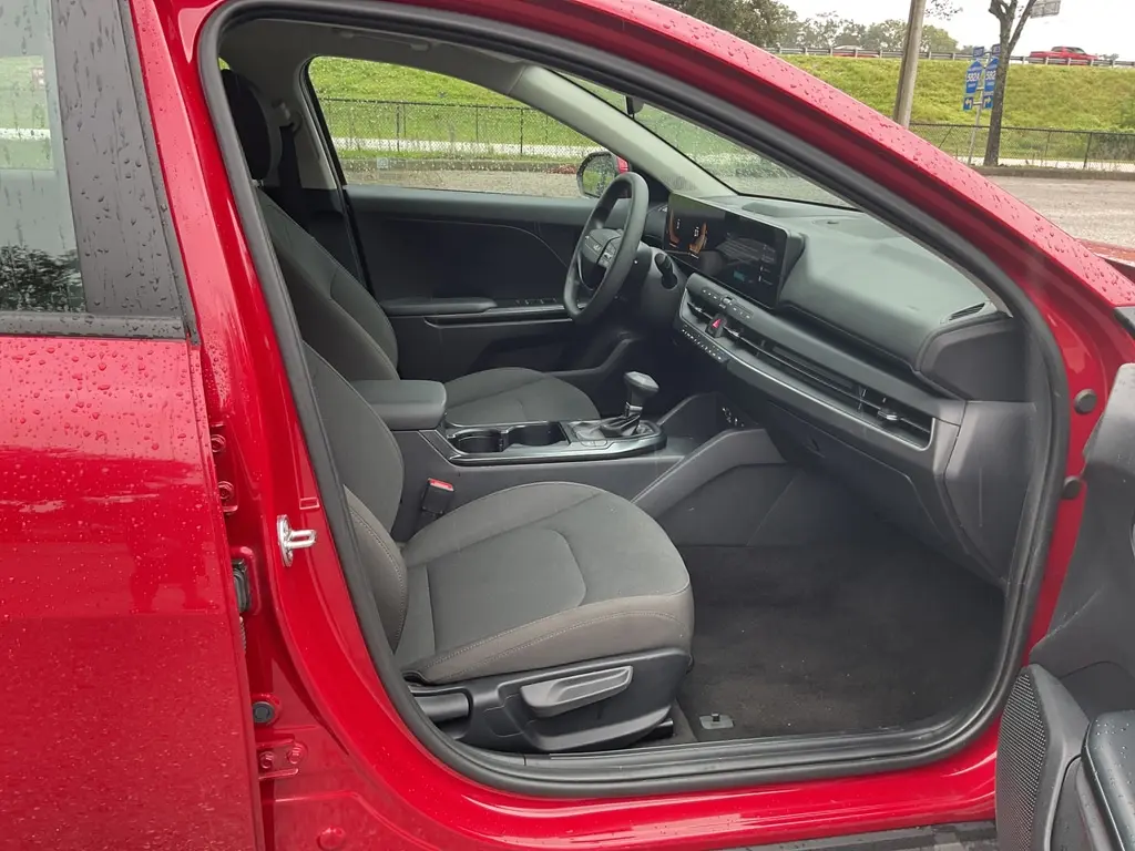 2026 KIA K4 LXS photo 18