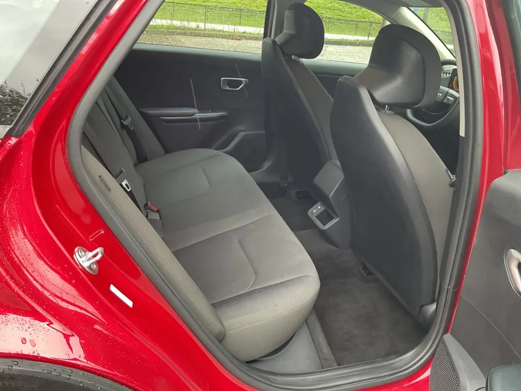 2026 KIA K4 LXS photo 16