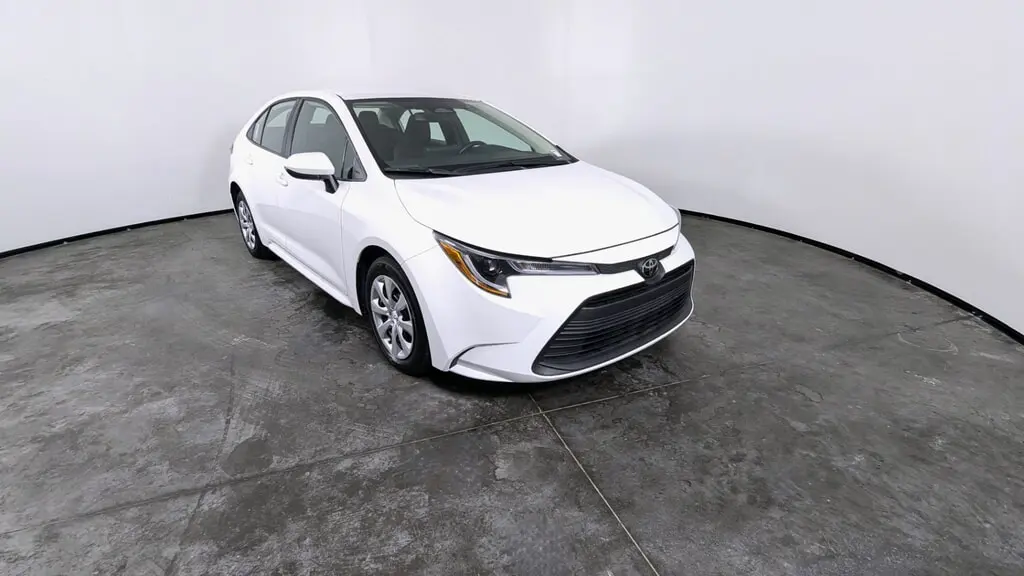 2024 TOYOTA COROLLA LE photo 7