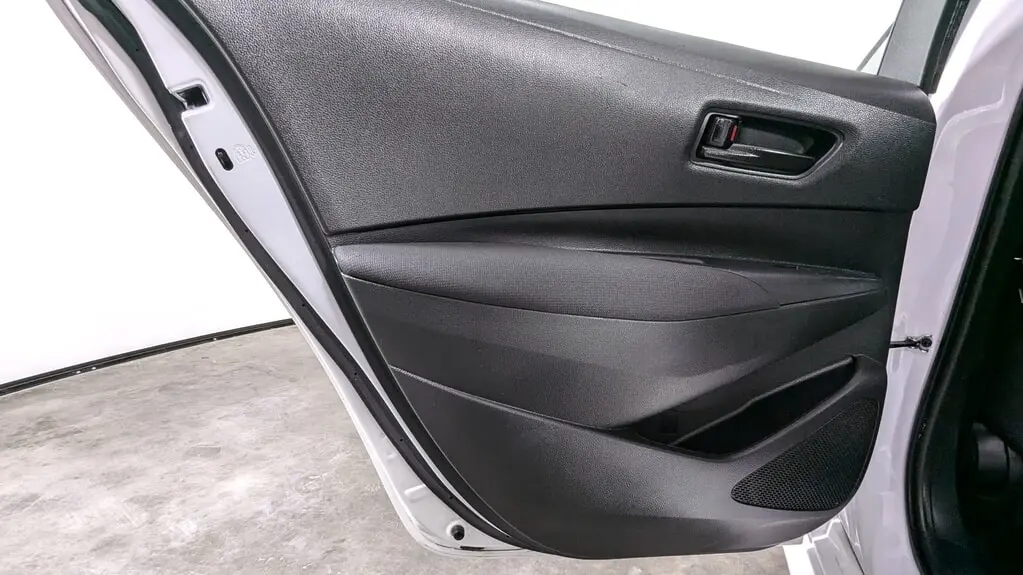 2024 TOYOTA COROLLA LE photo 12