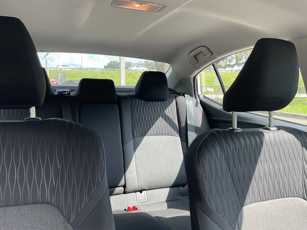 2025 TOYOTA CAMRY LE photo 20