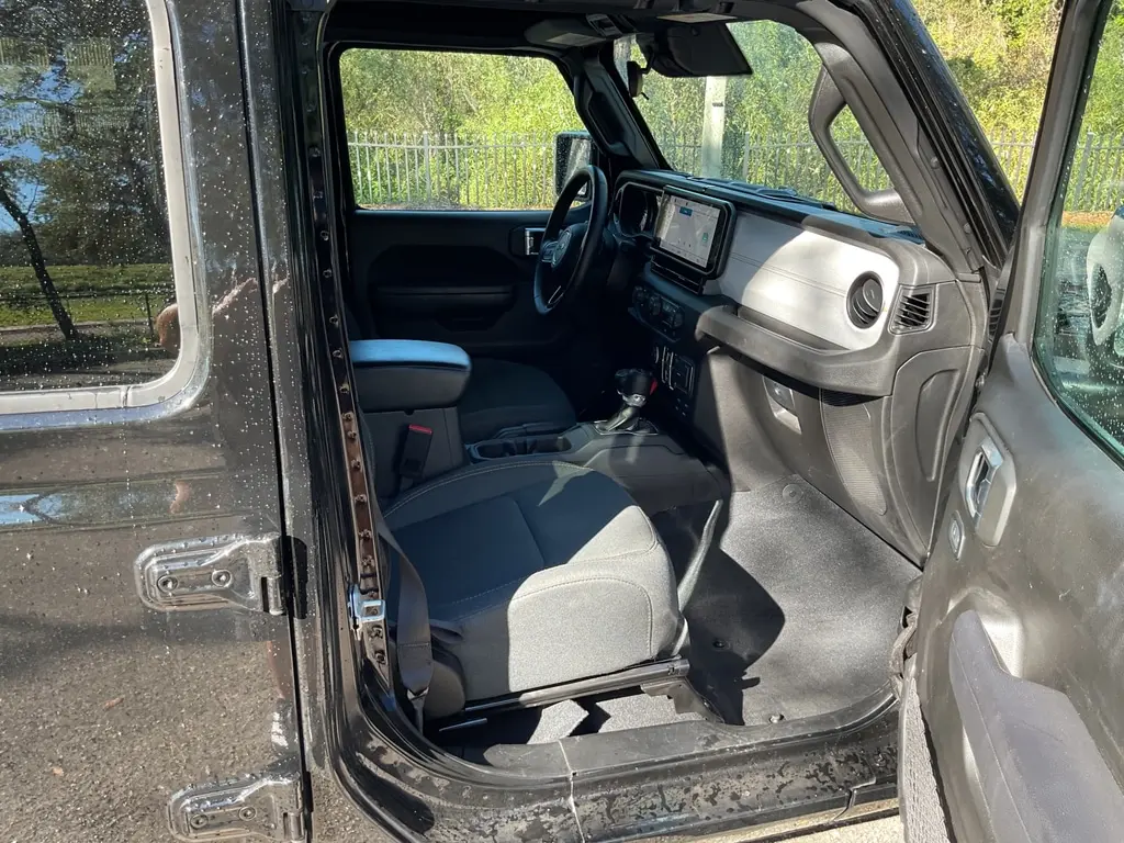 2024 JEEP WRANGLER 4XE SPORT S photo 18