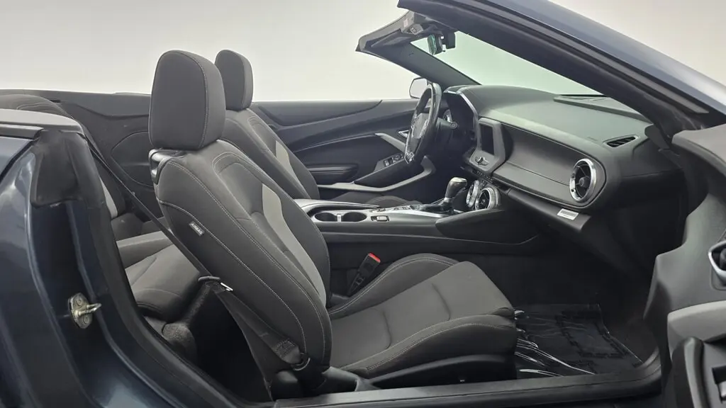 2023 CHEVROLET CAMARO 1LT photo 18