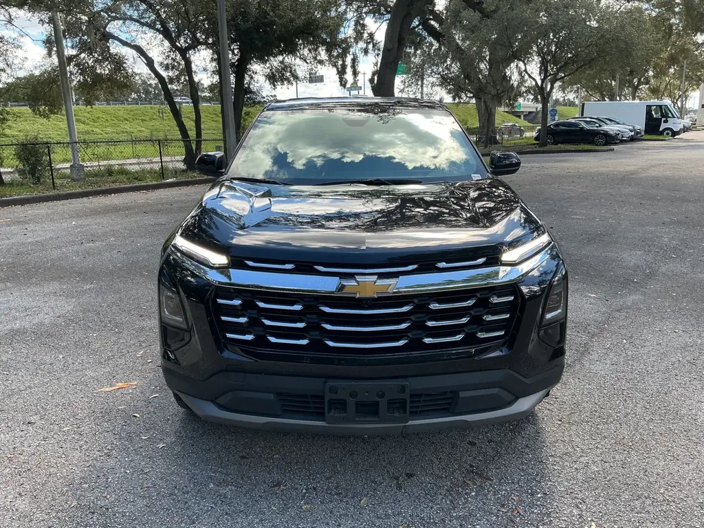 2025 CHEVROLET EQUINOX FWD LT photo 8
