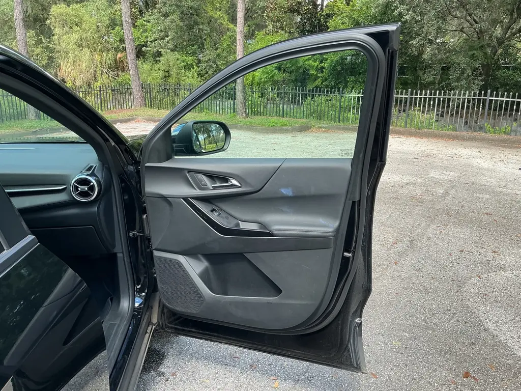 2025 CHEVROLET EQUINOX FWD LT photo 17