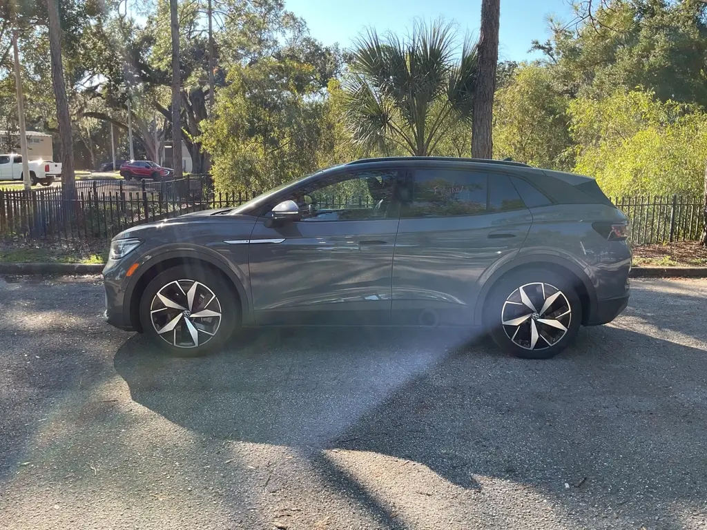 2023 VOLKSWAGEN ID.4 S photo 2