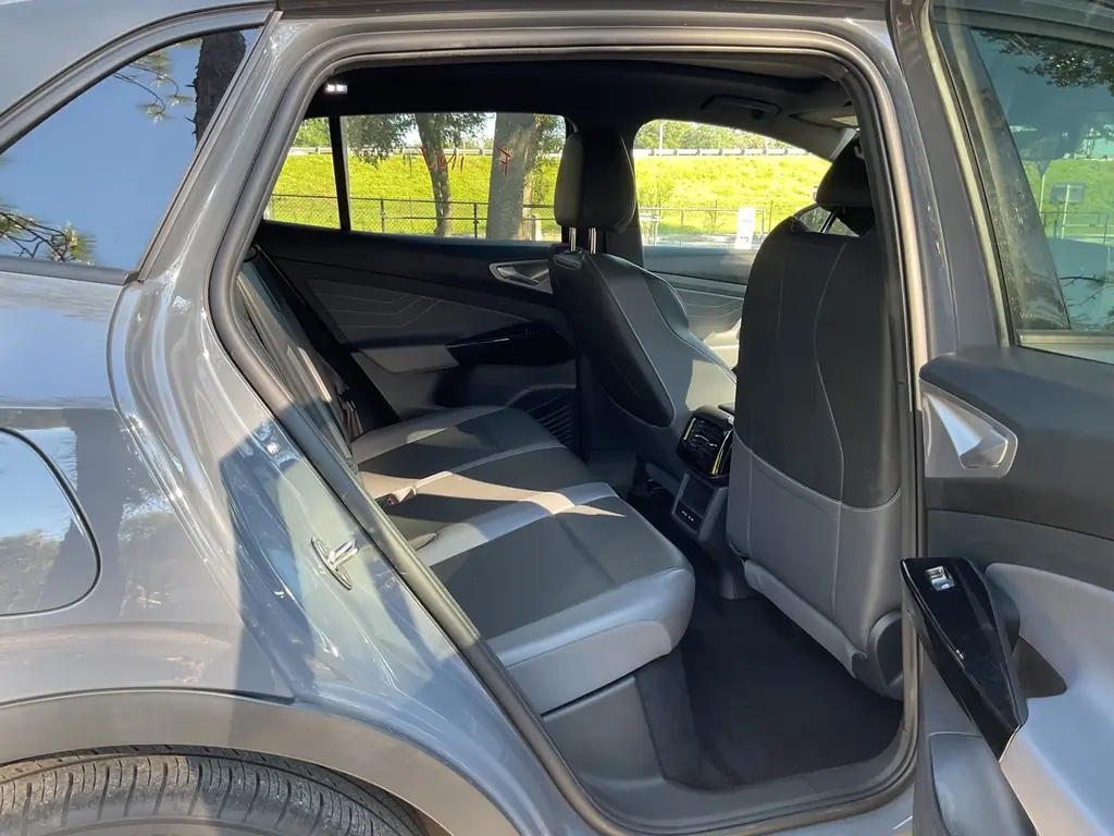 2023 VOLKSWAGEN ID.4 S photo 16
