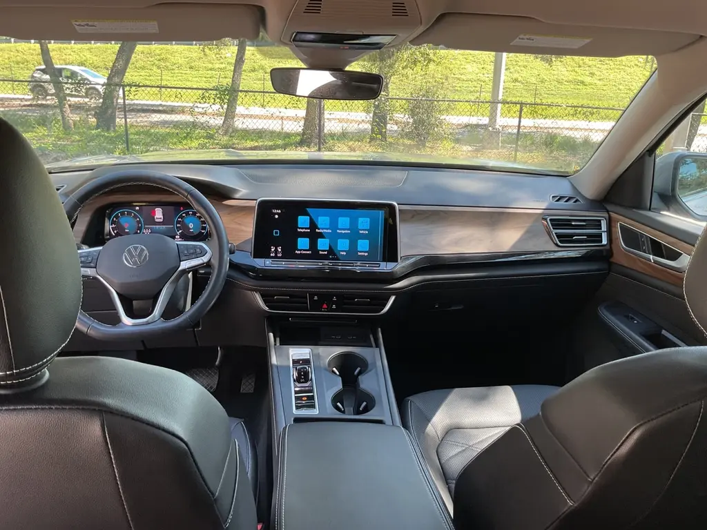 2024 VOLKSWAGEN ATLAS 2.0T SE photo 22