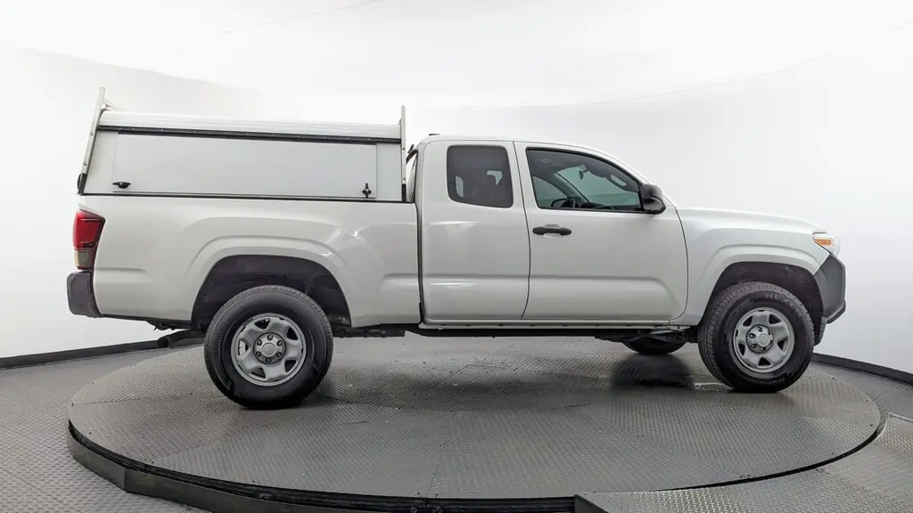 2021 TOYOTA TACOMA 2WD SR photo 8
