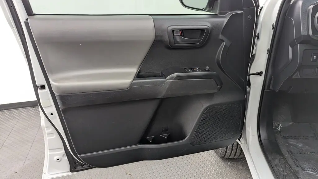 2021 TOYOTA TACOMA 2WD SR photo 12