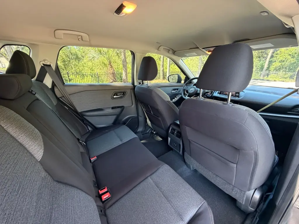 2022 NISSAN ROGUE SV photo 13