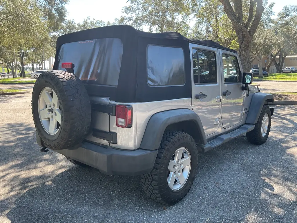 2015 JEEP WRANGLER UNLIMITED SPORT photo 5