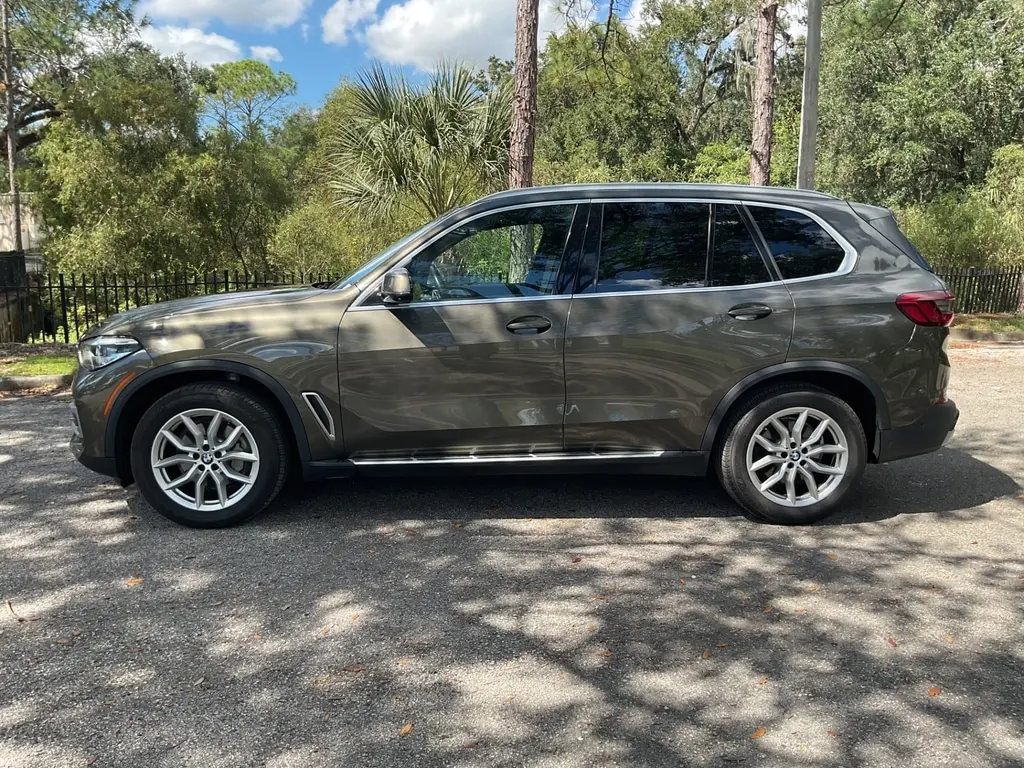 2020 BMW X5 SDRIVE40I photo 2