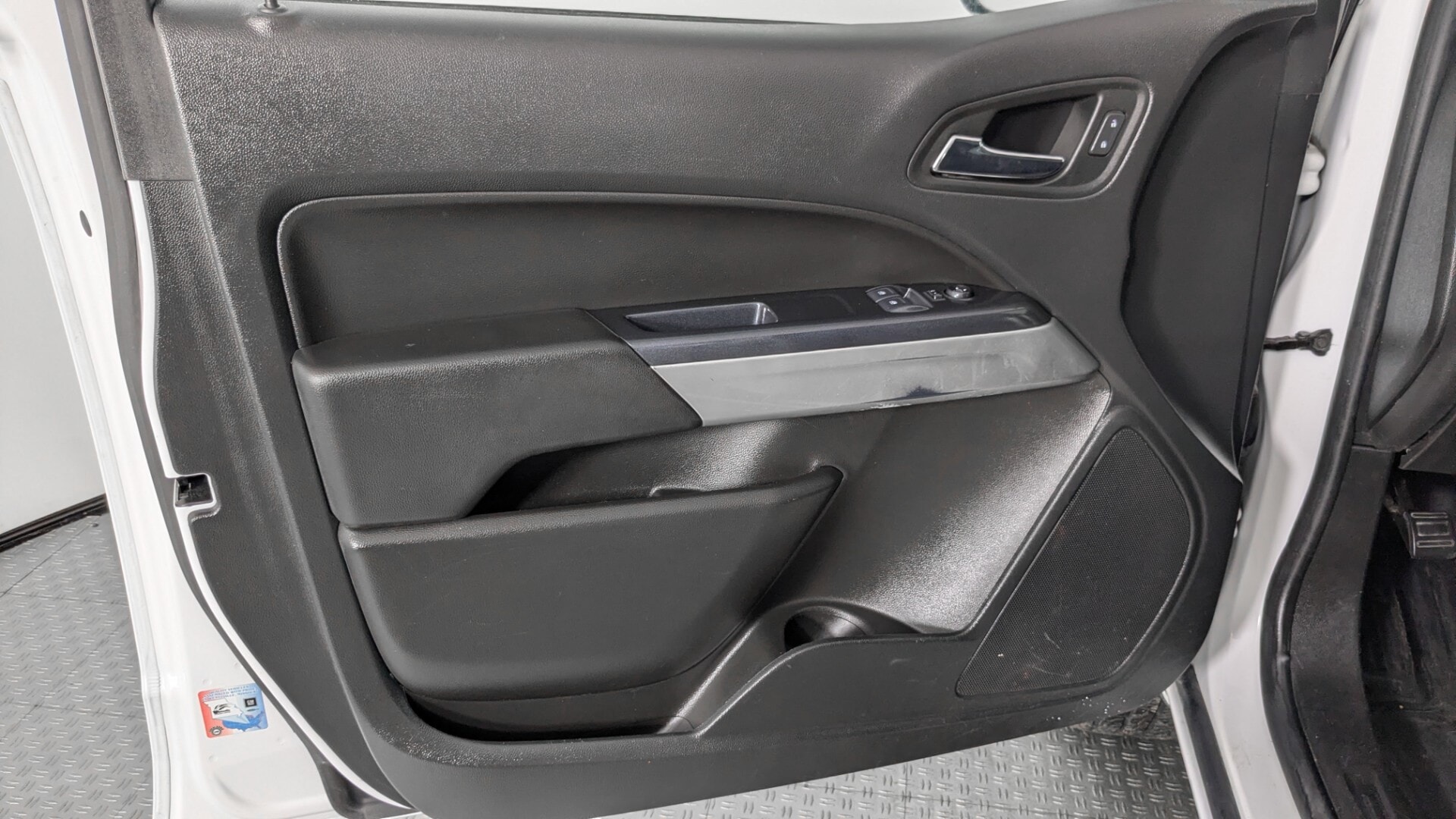 2022 CHEVROLET COLORADO 2WD LT photo 13