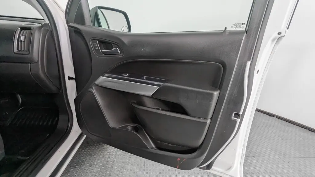 2022 CHEVROLET COLORADO 2WD LT photo 17