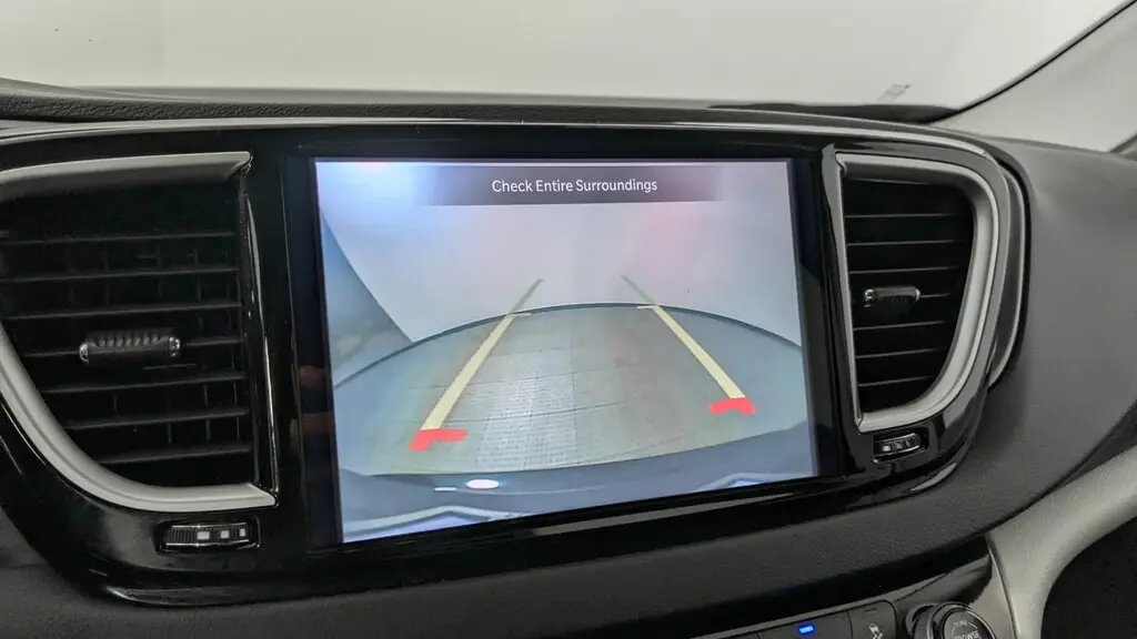 2024 CHRYSLER PACIFICA TOURING L photo 29