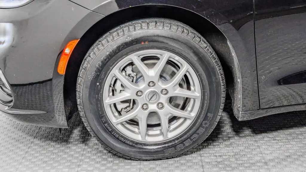 2024 CHRYSLER PACIFICA TOURING L photo 34