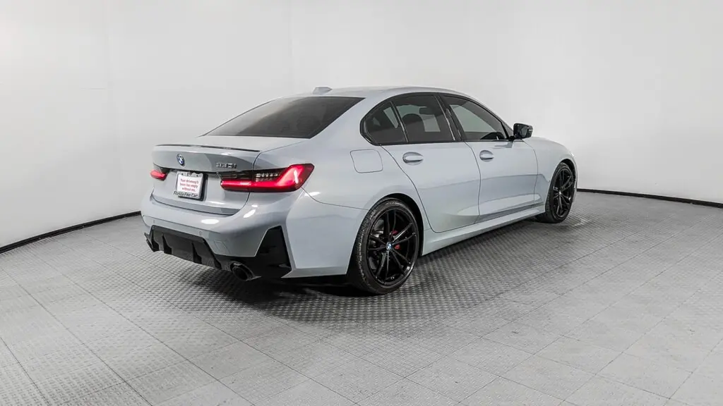 2023 BMW 3 SERIES 330I M SPORT photo 7
