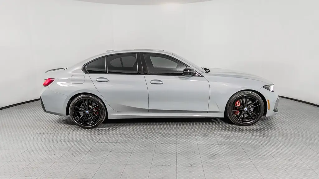 2023 BMW 3 SERIES 330I M SPORT photo 8