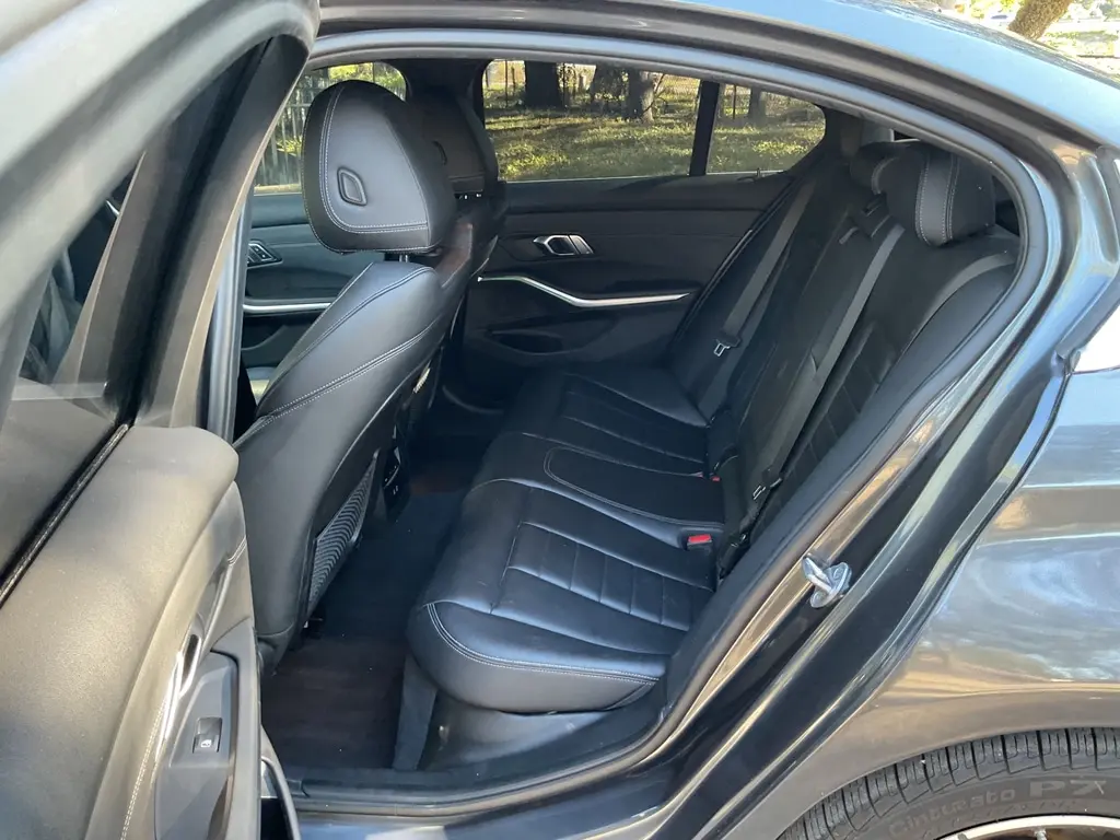 2022 BMW 3 SERIES 330E XDRIVE photo 12