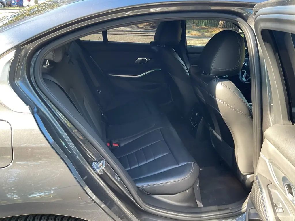 2022 BMW 3 SERIES 330E XDRIVE photo 16