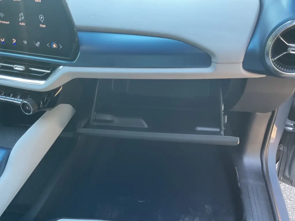 2025 CHEVROLET EQUINOX EV LT2 W/PDE photo 19