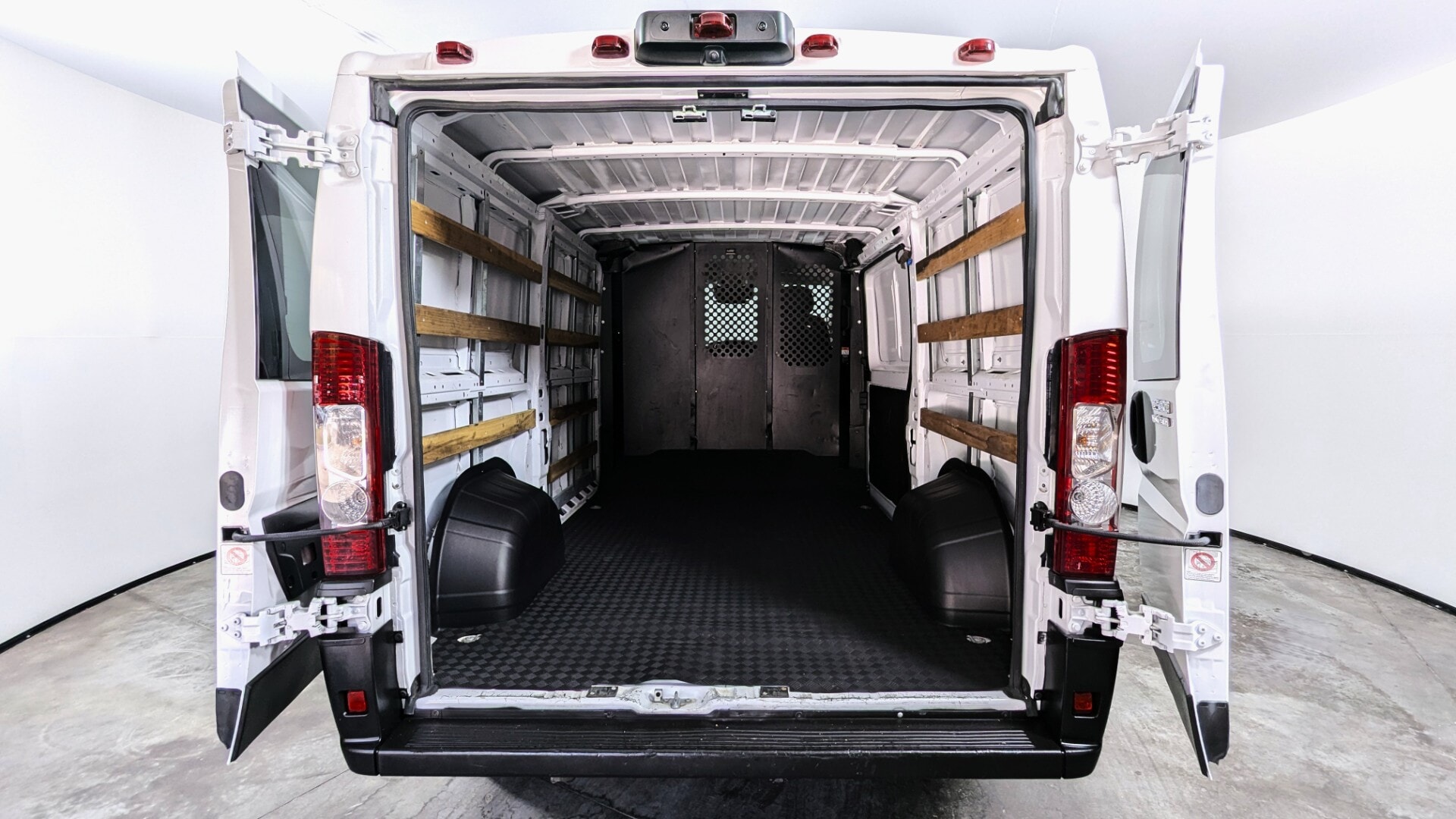 2025 RAM PROMASTER TRADESMAN 2500 w/Passenger Seat Low Roof 136.0" WB photo 12