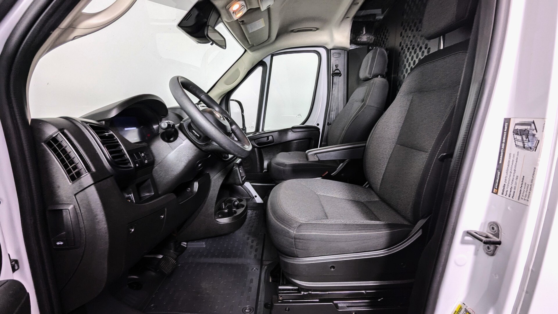 2025 RAM PROMASTER TRADESMAN 2500 w/Passenger Seat Low Roof 136.0" WB photo 11