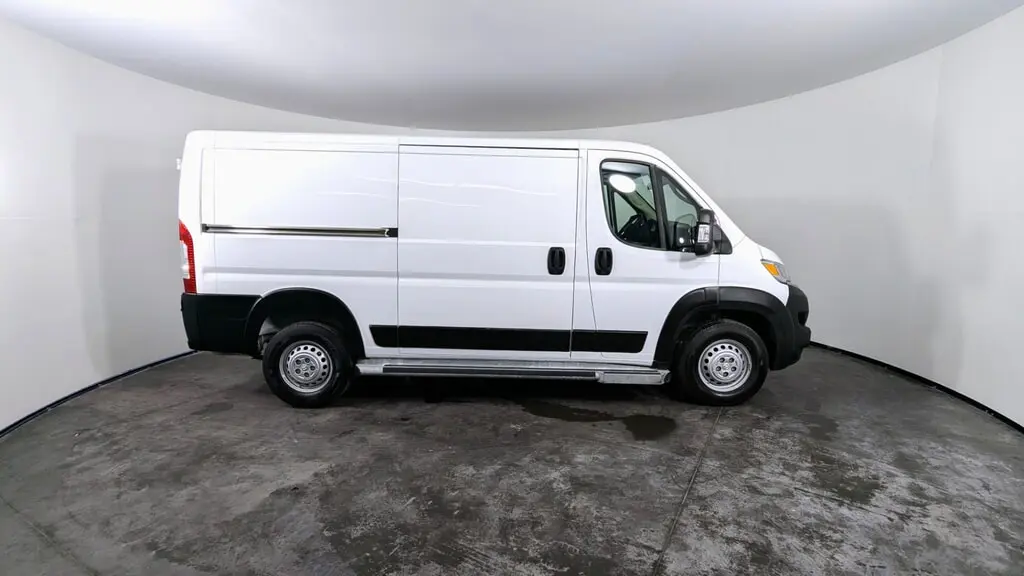 2025 RAM PROMASTER TRADESMAN 2500 w/Passenger Seat Low Roof 136.0" WB photo 6