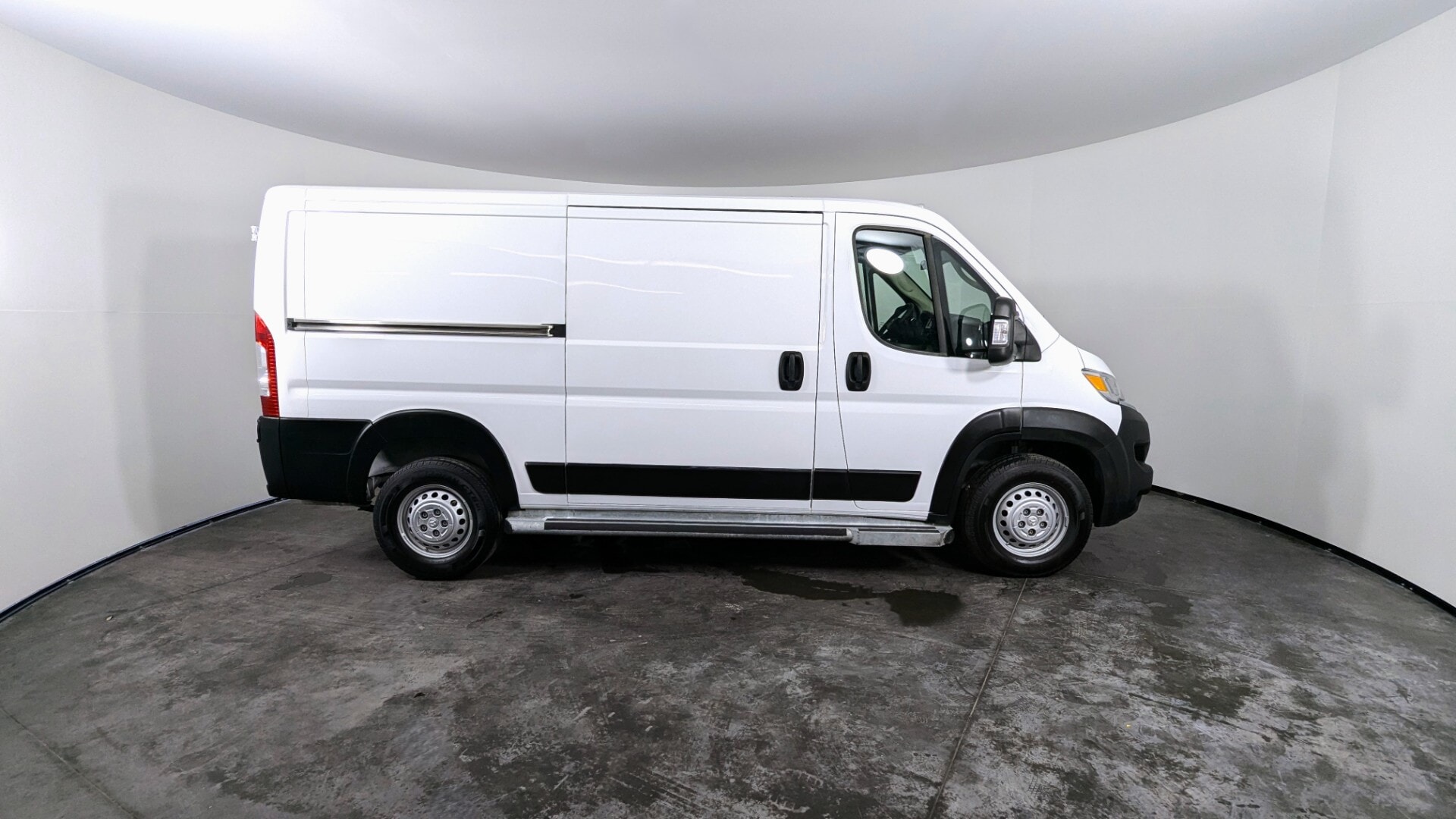 2025 RAM PROMASTER TRADESMAN 2500 w/Passenger Seat Low Roof 136.0" WB photo 6
