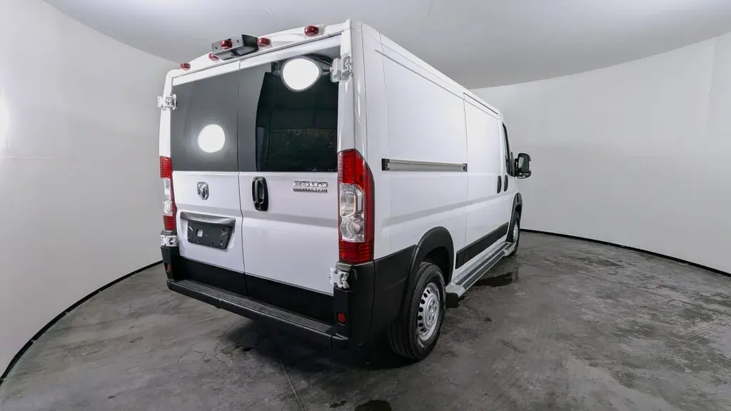 2025 RAM PROMASTER TRADESMAN 2500 w/Passenger Seat Low Roof 136.0" WB photo 5