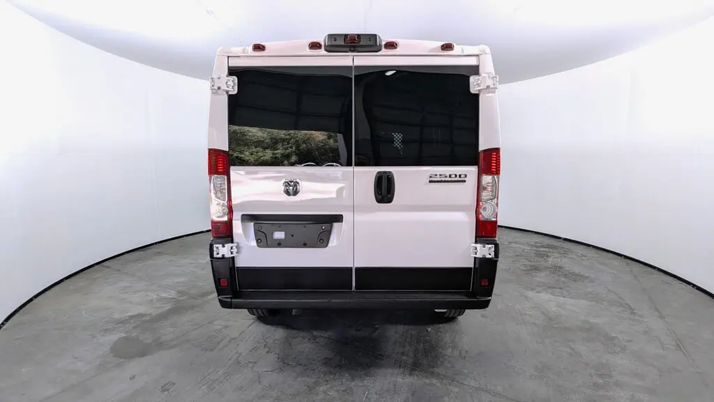 2025 RAM PROMASTER TRADESMAN 2500 w/Passenger Seat Low Roof 136.0" WB photo 4