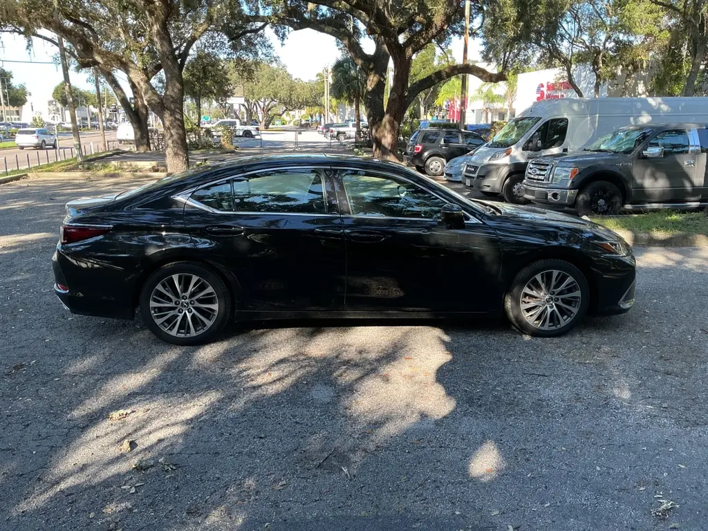 2019 LEXUS ES ES 350 photo 6