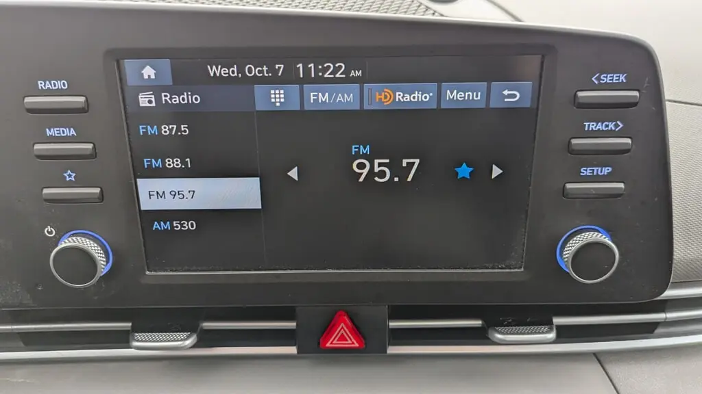 2025 HYUNDAI ELANTRA SE photo 27