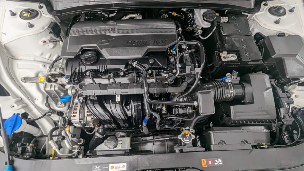 2025 HYUNDAI ELANTRA SE photo 30