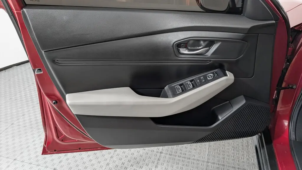 2025 HONDA ACCORD SE photo 12