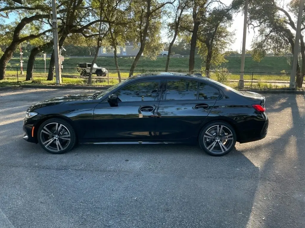 2023 BMW 3 SERIES 330I photo 2