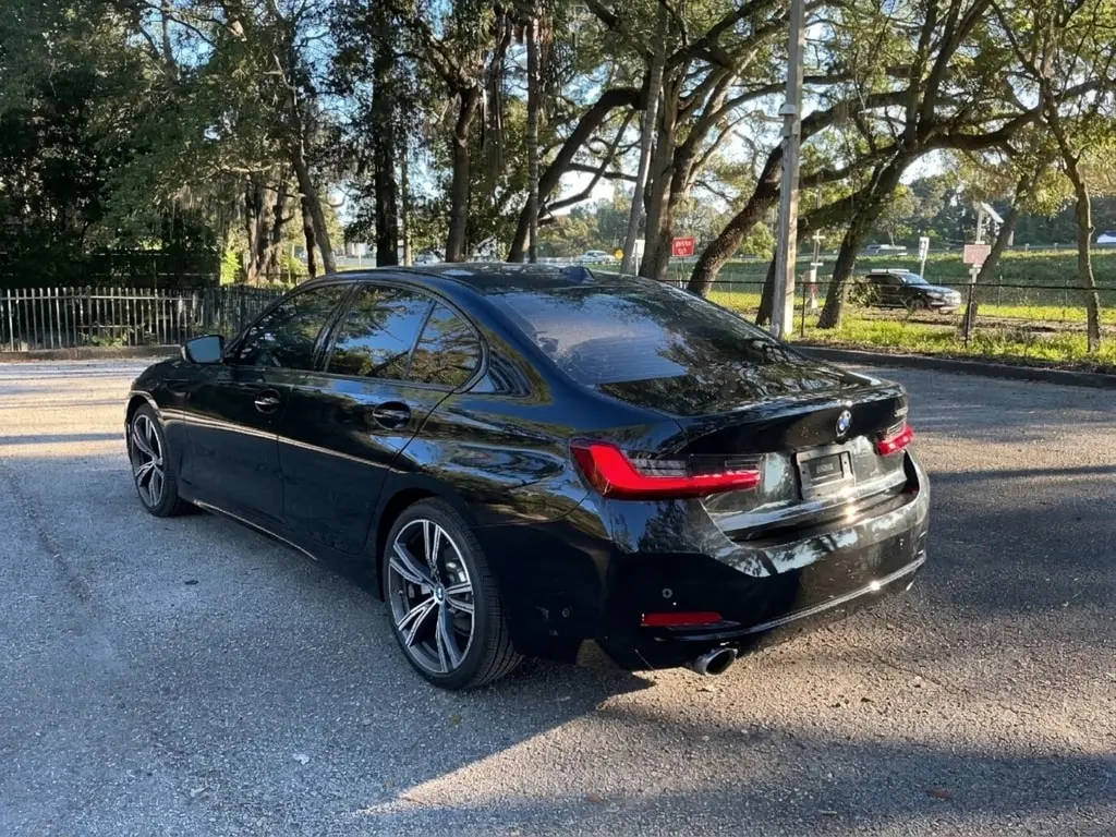 2023 BMW 3 SERIES 330I photo 3