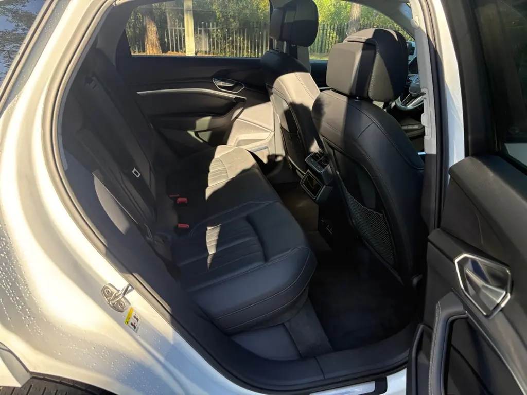 2022 AUDI E-TRON SPORTBACK S LINE PREMIUM PLUS photo 15