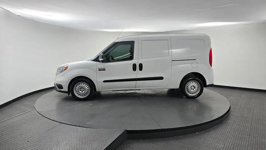 2022 RAM PROMASTER CITY TRADESMAN photo 2