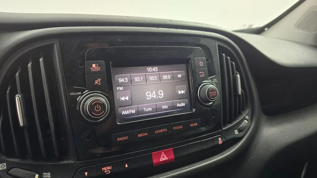 2022 RAM PROMASTER CITY TRADESMAN photo 23
