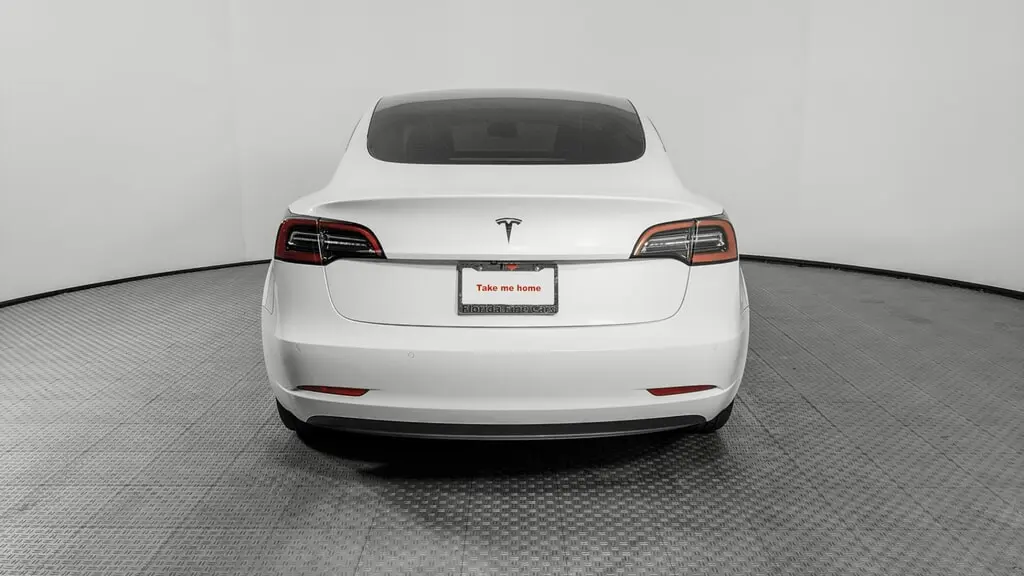 2021 TESLA MODEL 3 STANDARD RANGE PLUS photo 5
