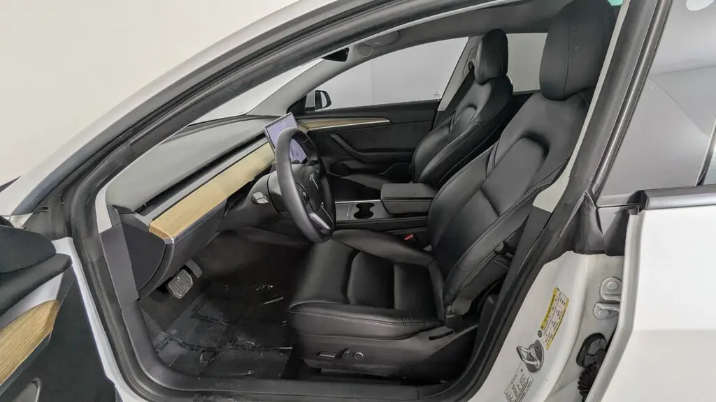 2021 TESLA MODEL 3 STANDARD RANGE PLUS photo 12