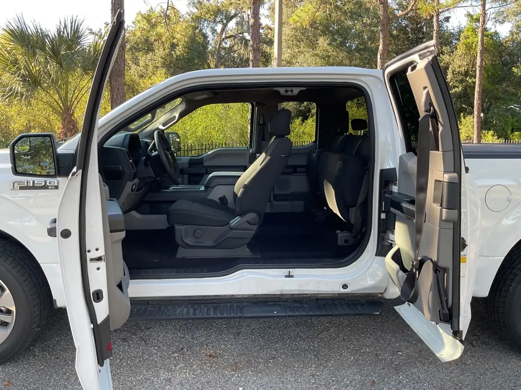 2017 FORD F-150 XL photo 12