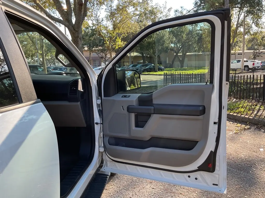 2017 FORD F-150 XL photo 15