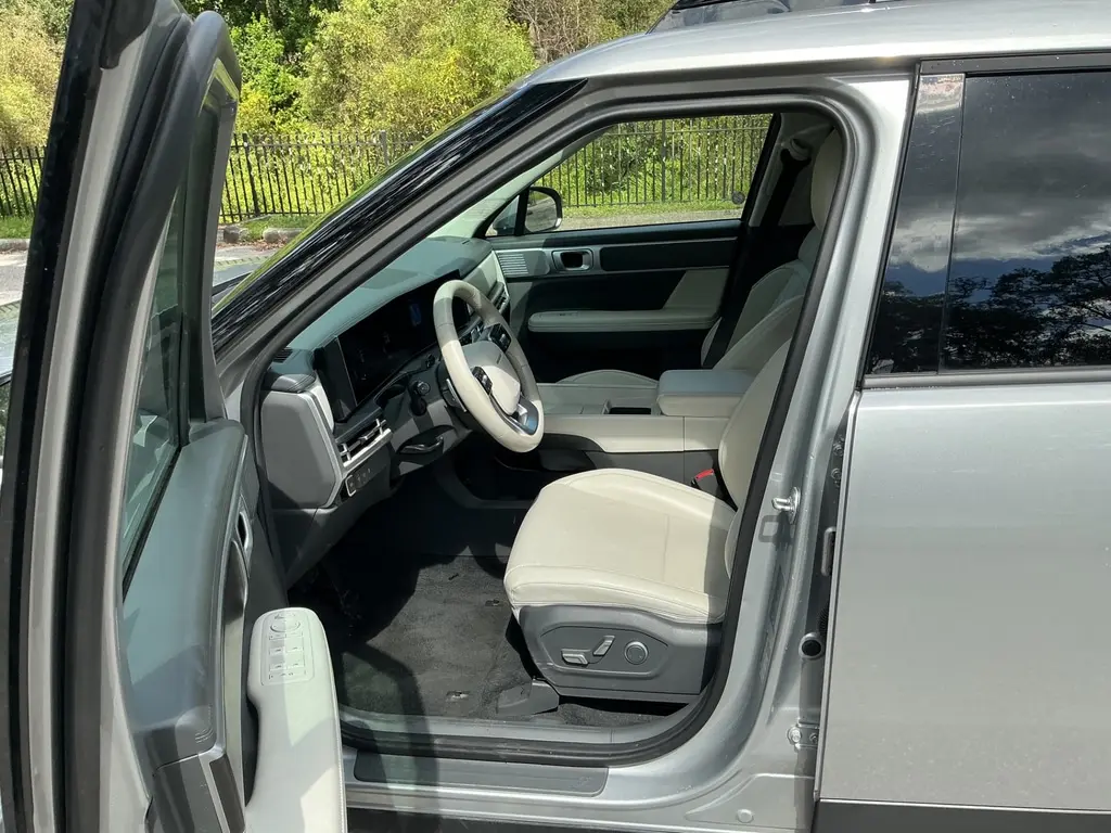 2025 HYUNDAI SANTA FE SEL photo 10