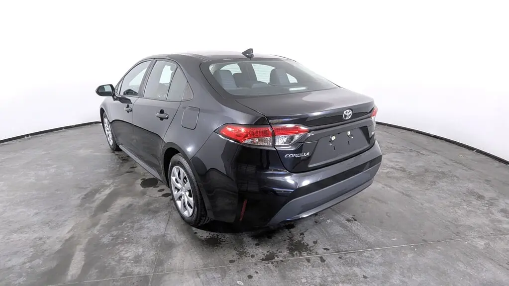 2022 TOYOTA COROLLA LE photo 3