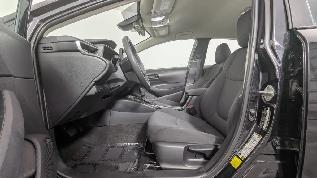 2022 TOYOTA COROLLA LE photo 9